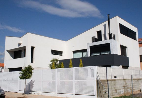 Vivienda unifamiliar construida por Tecniobra